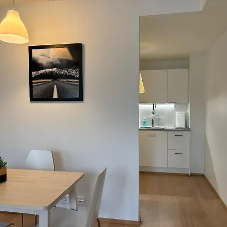 Three Bedroom In Heart Of Tikkurila * 반타